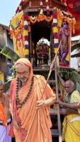 H.H. Swamiji Visit to Honavar Shri Gopalkrishna Dev Temple and Rathotsava (22 April 2023)